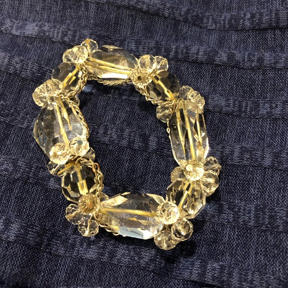 **❣️SOLD❣️**Vintage Bracelet Fashion Jewelry - Picture 3 of 3